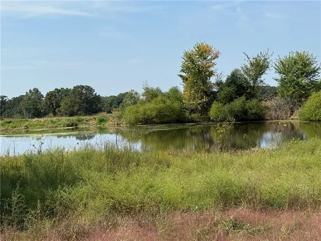 $225,000 | 5480 State Route, Unit RURAL, Higbee, MO 65257