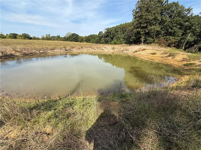 $225,000 | 5480 State Route, Unit RURAL, Higbee, MO 65257