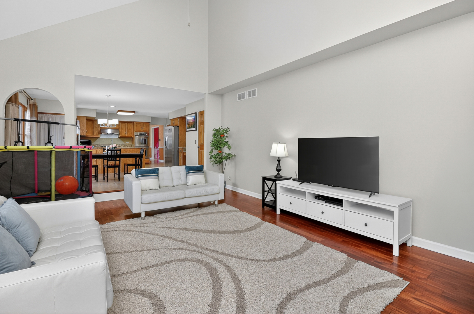 911 Rock Spring Road Naperville, IL 60565 - Photo 13 of 31 Gallery Image 13