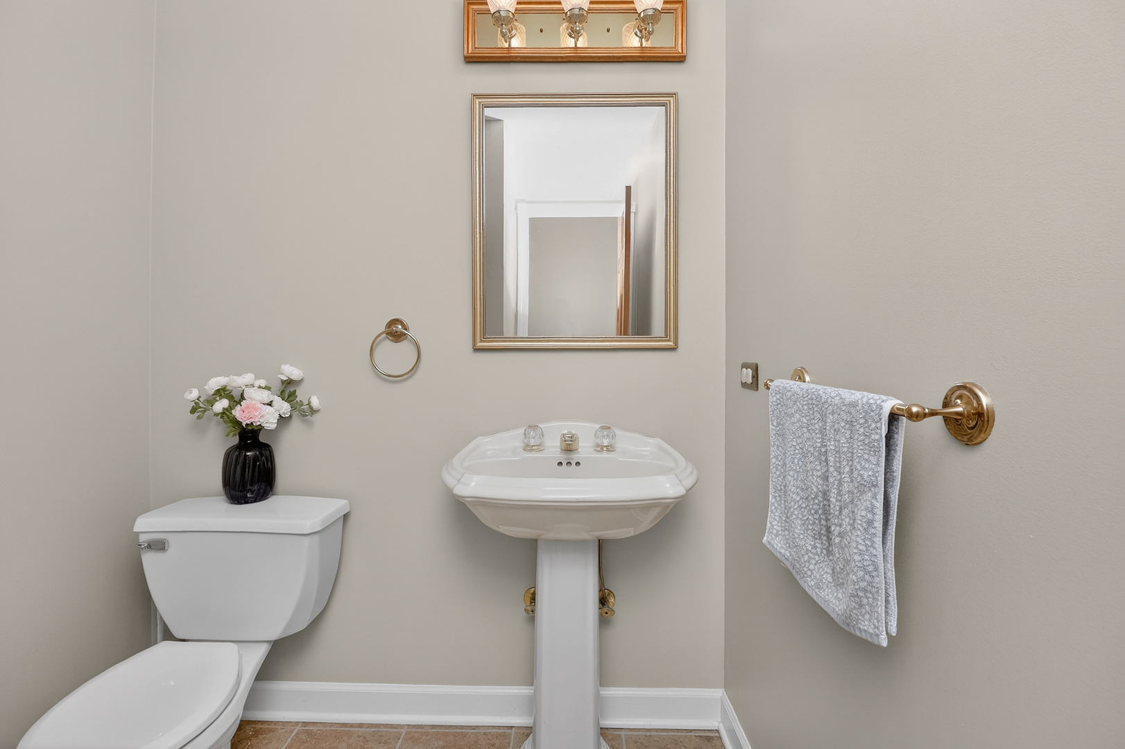 911 Rock Spring Road Naperville, IL 60565 - Photo 16 of 31 Gallery Image 16