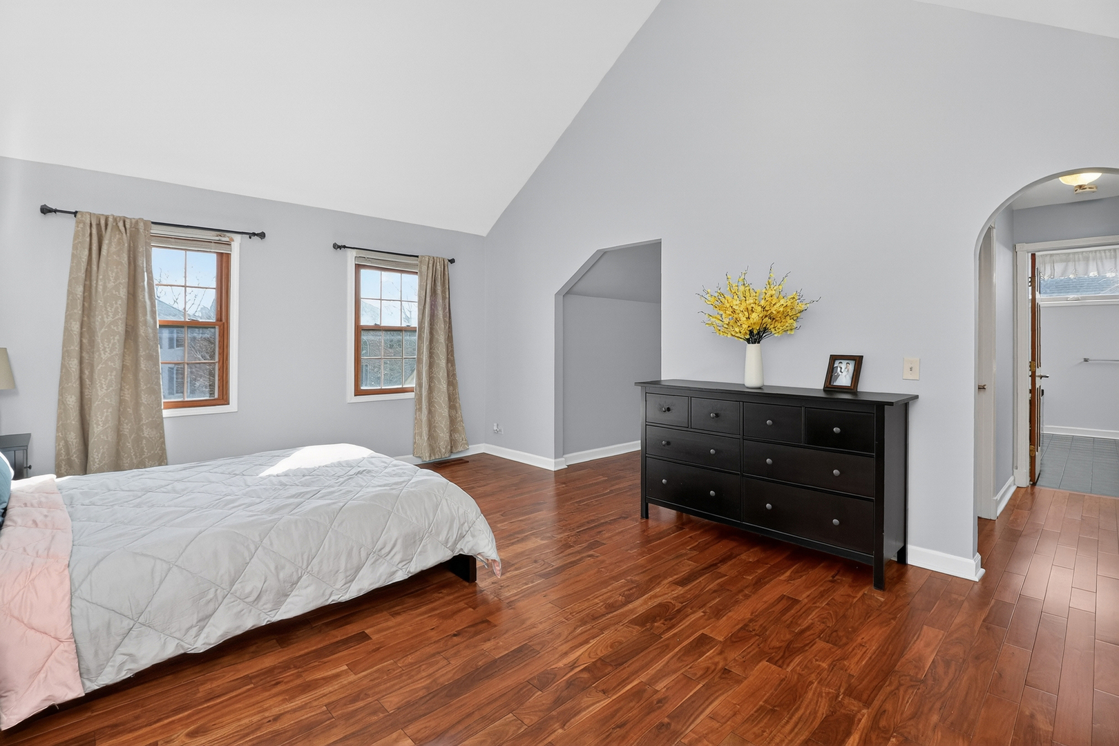 911 Rock Spring Road Naperville, IL 60565 - Photo 18 of 31 Gallery Image 18