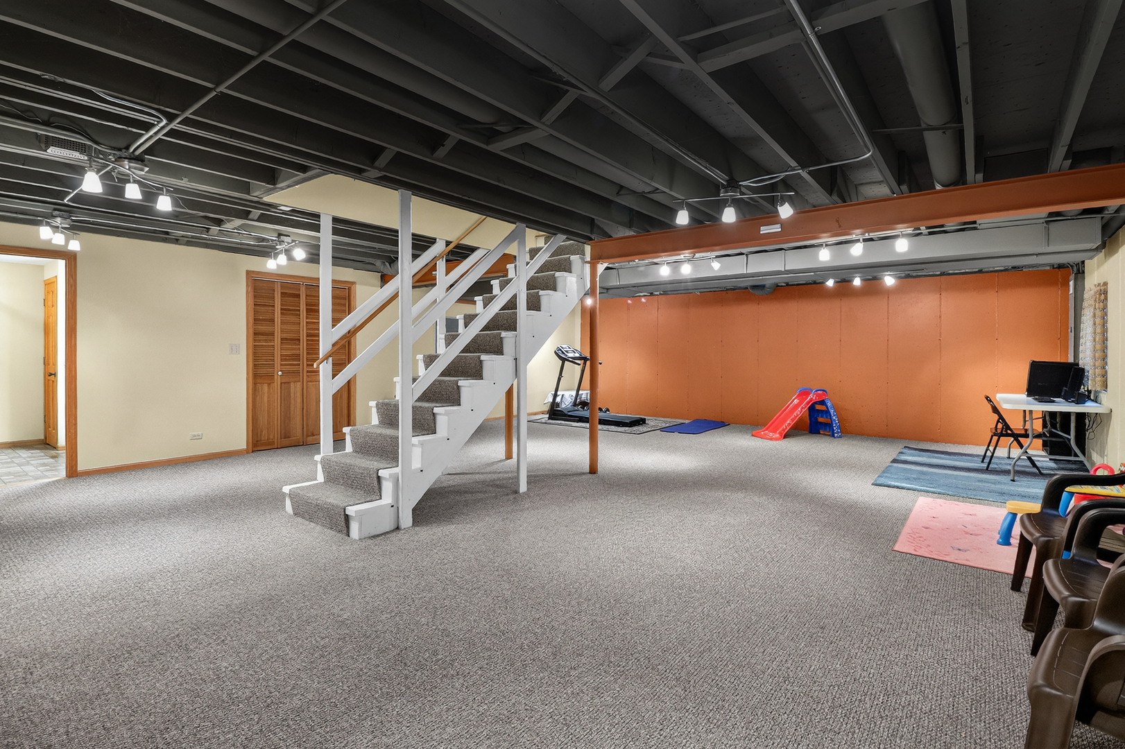 911 Rock Spring Road Naperville, IL 60565 - Photo 27 of 31 Gallery Image 27