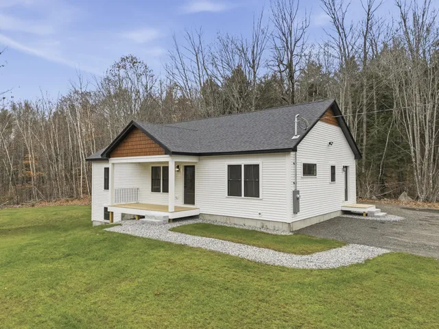 $445,000 | 2 Kindred Drive, Bridgton, ME 04009