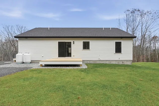 $445,000 | 2 Kindred Drive, Bridgton, ME 04009