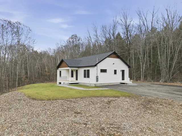 $445,000 | 2 Kindred Drive, Bridgton, ME 04009