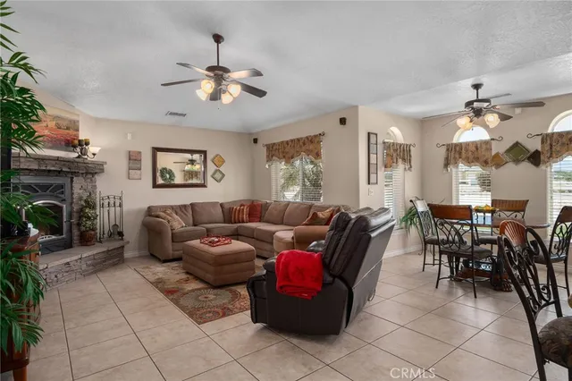 $849,900 | 8289 Alta Mesa Road, Oak Hills, CA 92344