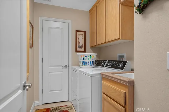 $849,900 | 8289 Alta Mesa Road, Oak Hills, CA 92344