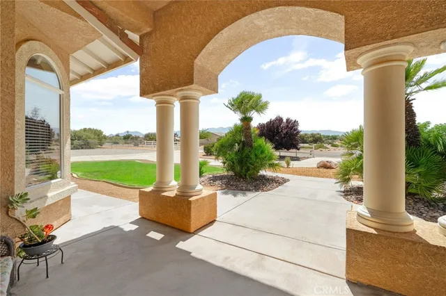 $849,900 | 8289 Alta Mesa Road, Oak Hills, CA 92344