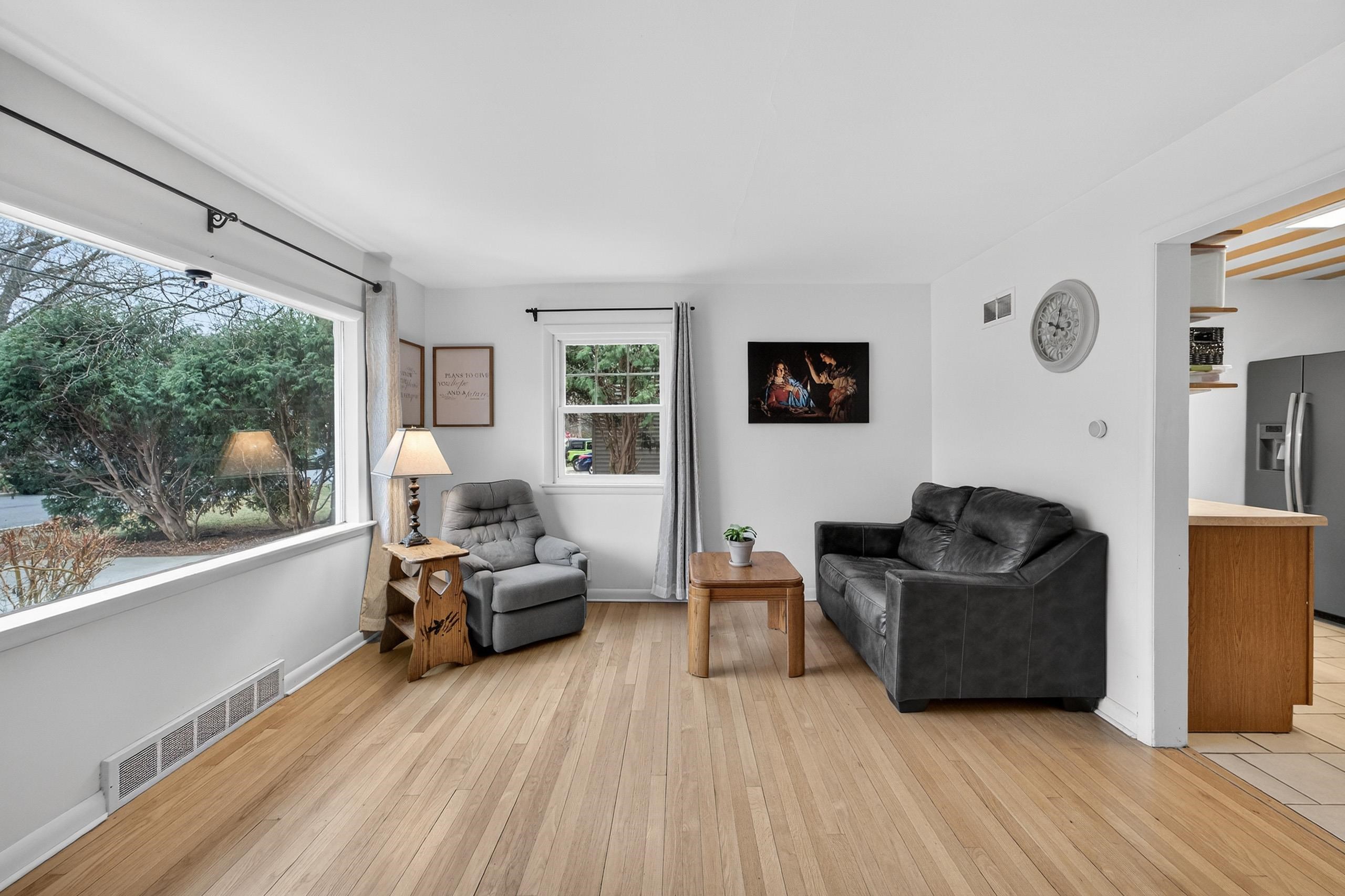 5207 Shore Acres Road Monona, WI 53716 - Photo 3 of 42