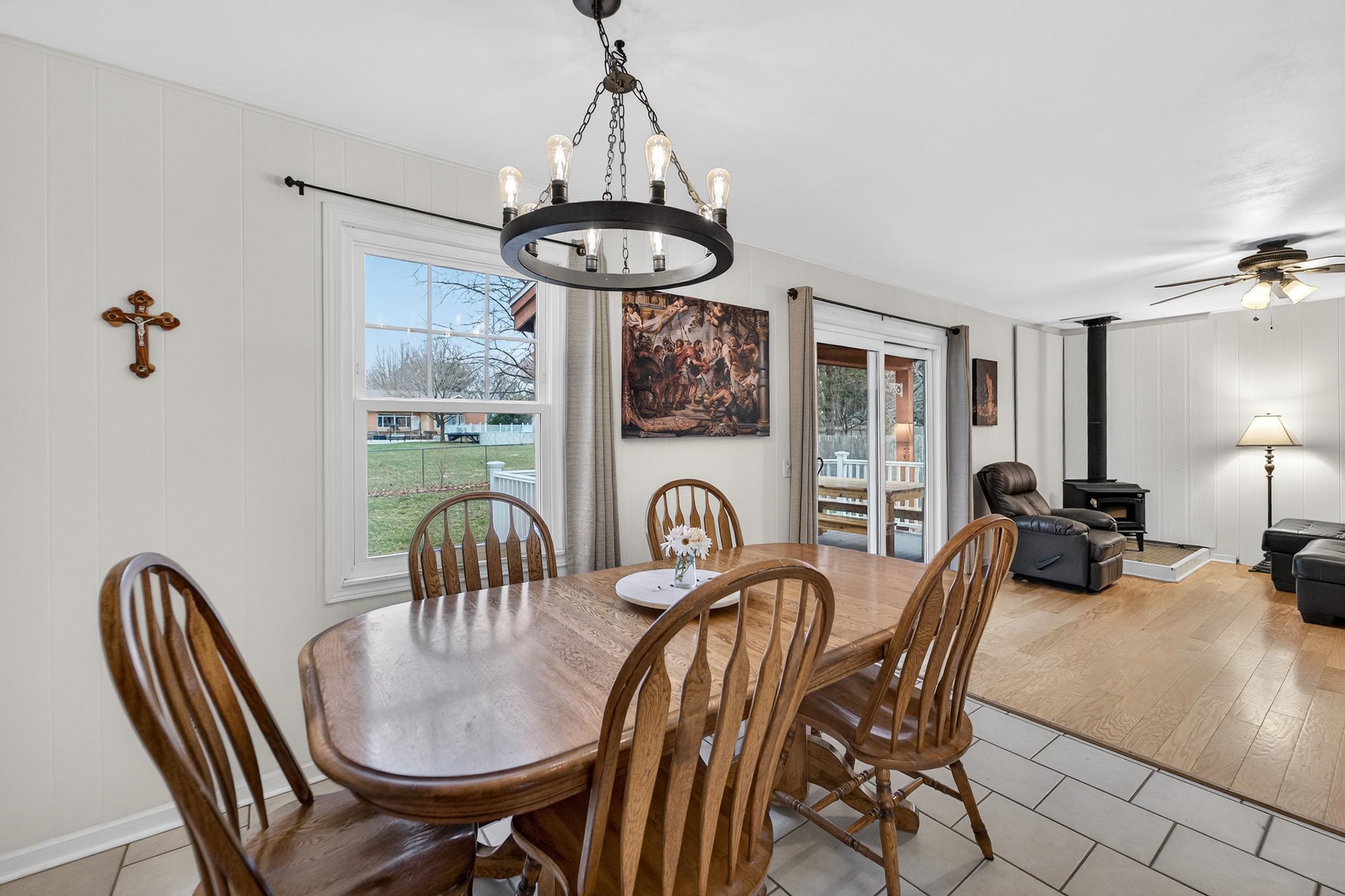 5207 Shore Acres Road Monona, WI 53716 - Photo 7 of 42