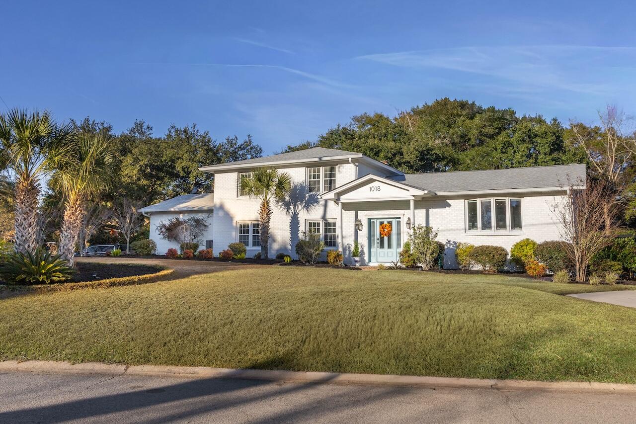 1018 Chambers Lane Mount Pleasant, SC 29464 - Photo 2 of 101 Welcome to 1018 Chambers Lane