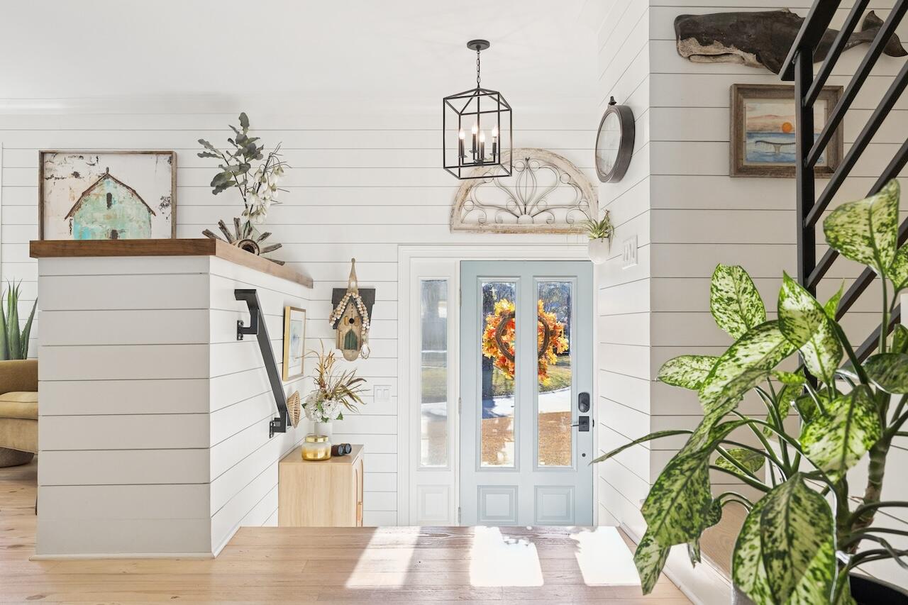 1018 Chambers Lane Mount Pleasant, SC 29464 - Photo 5 of 101 Another view of foyer