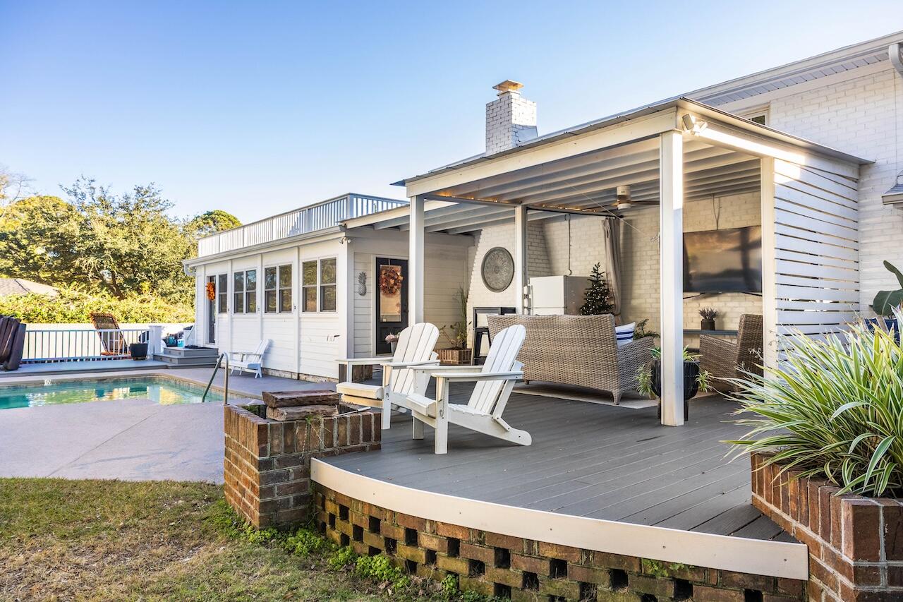 1018 Chambers Lane Mount Pleasant, SC 29464 - Photo 58 of 101 Covered Patios