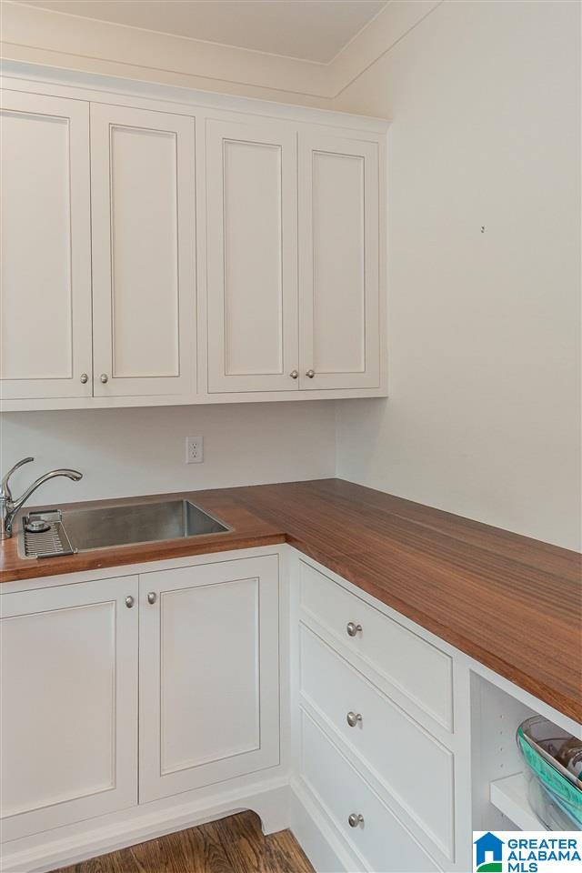 909 Irving Road Birmingham, AL 35209 - Photo 16 of 49