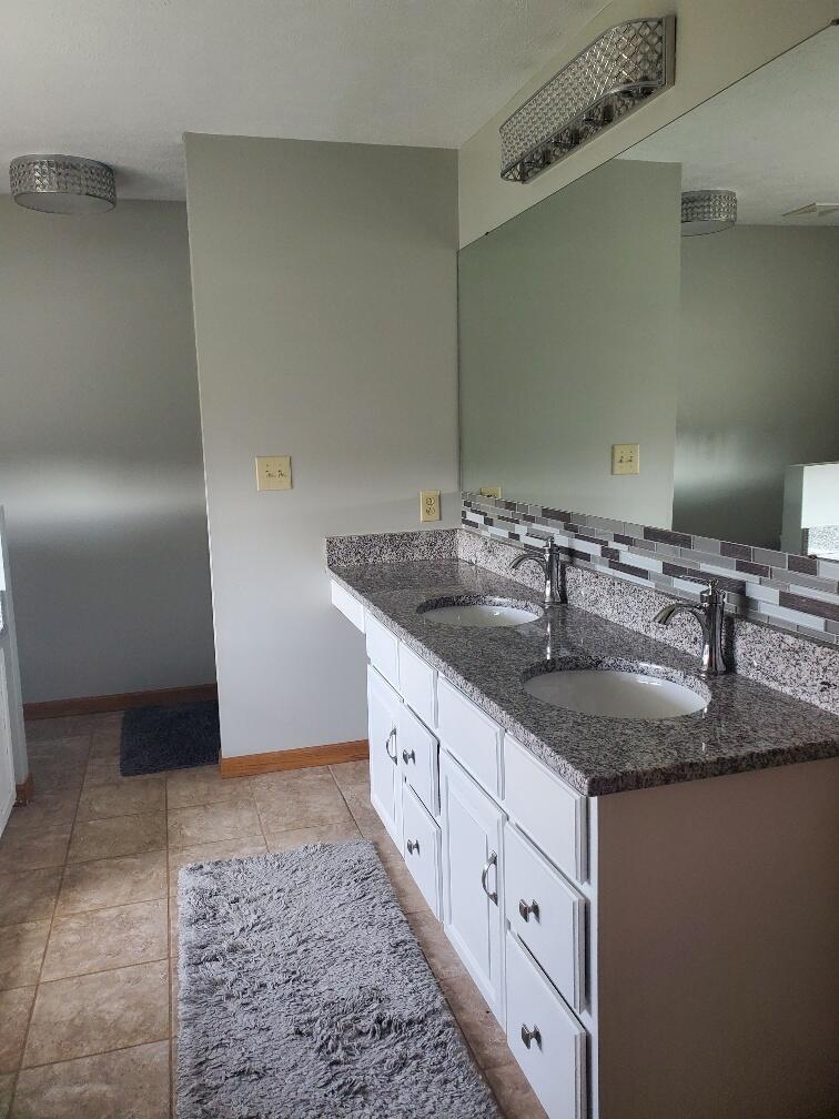 3305 Gooding Road Marion, OH 43302 - Photo 79 of 85 master bath
