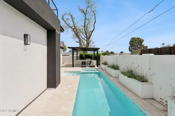 $2,875,000 | 6829 East 6th Street, Scottsdale, AZ 85251