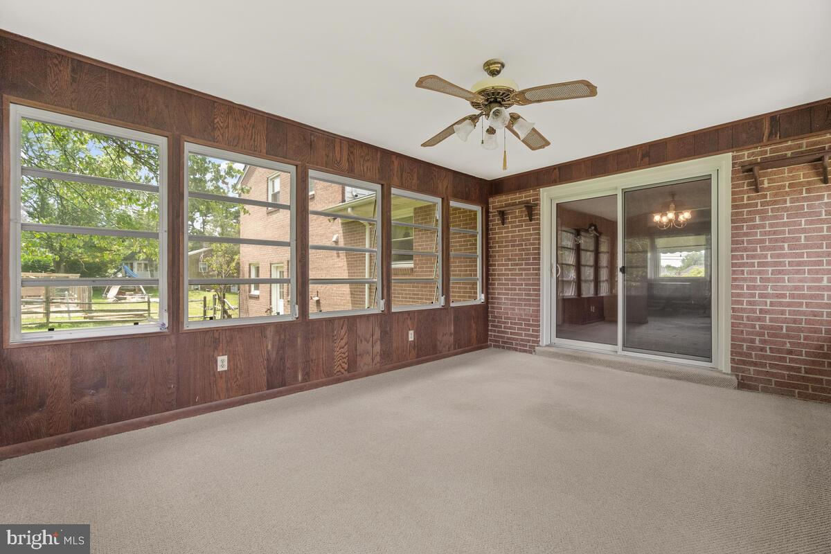 14120 Schaeffer Road Germantown, MD 20874 - Photo 20 of 32 Gallery Image 20
