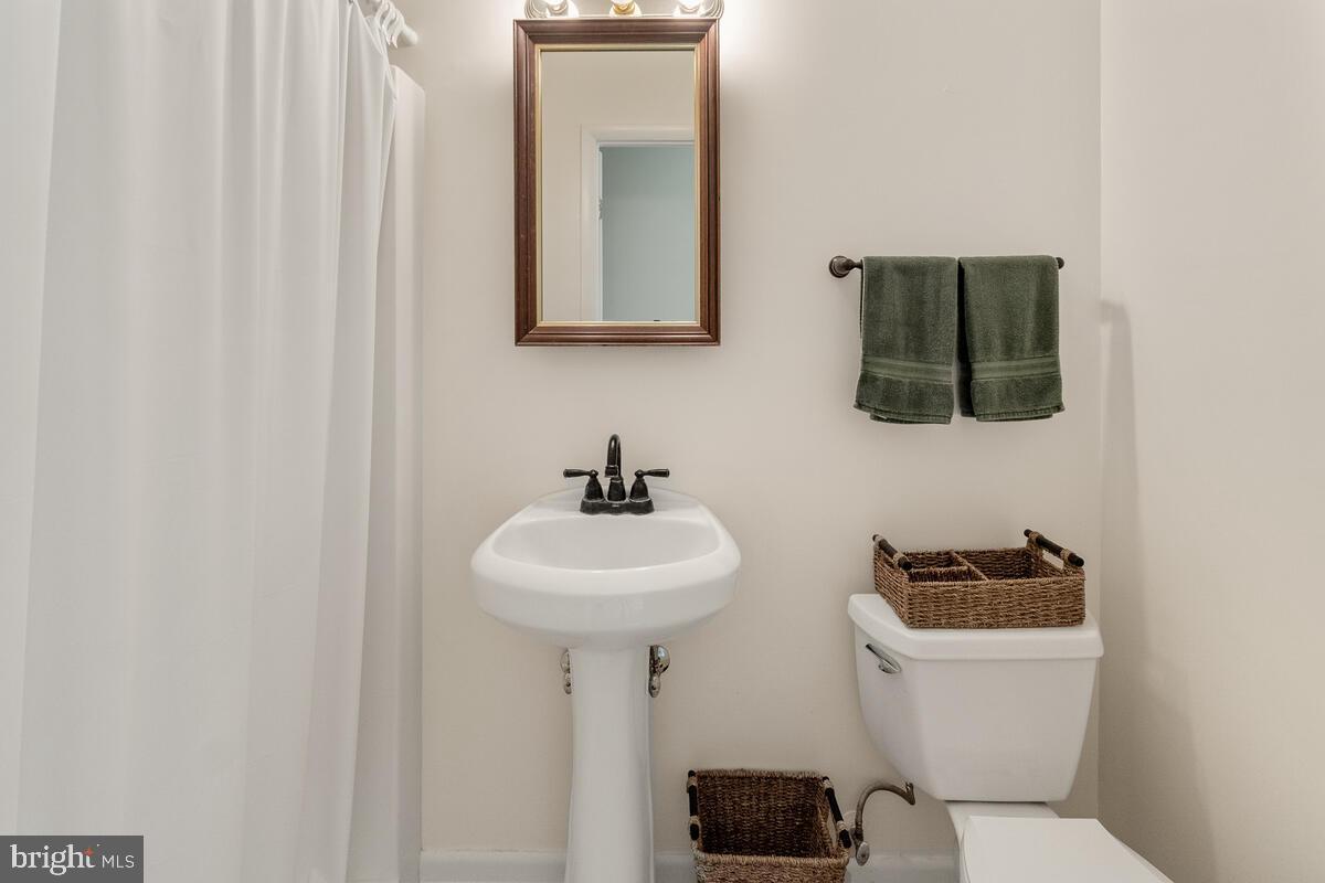 14120 Schaeffer Road Germantown, MD 20874 - Photo 21 of 32 Gallery Image 21