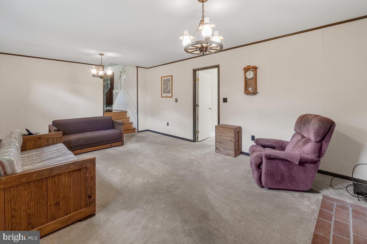 14120 Schaeffer Road Germantown, MD 20874 - Photo 8 of 32 Gallery Image 8