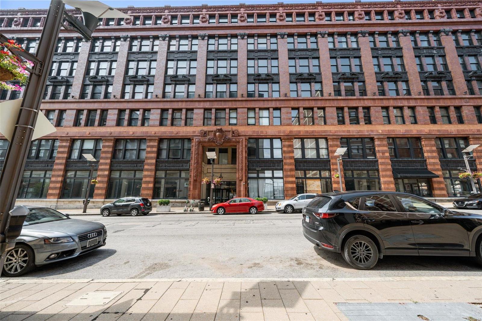 1520 Washington Avenue, Unit R407 St. Louis, MO 63103 - Photo 1 of 20