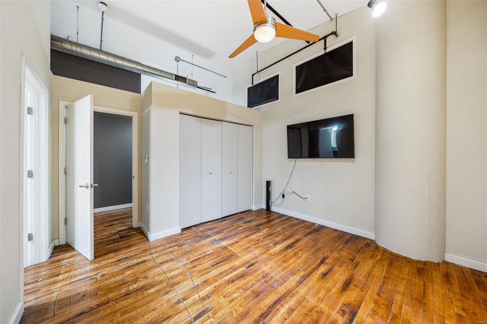 1520 Washington Avenue, Unit R407 St. Louis, MO 63103 - Photo 13 of 20