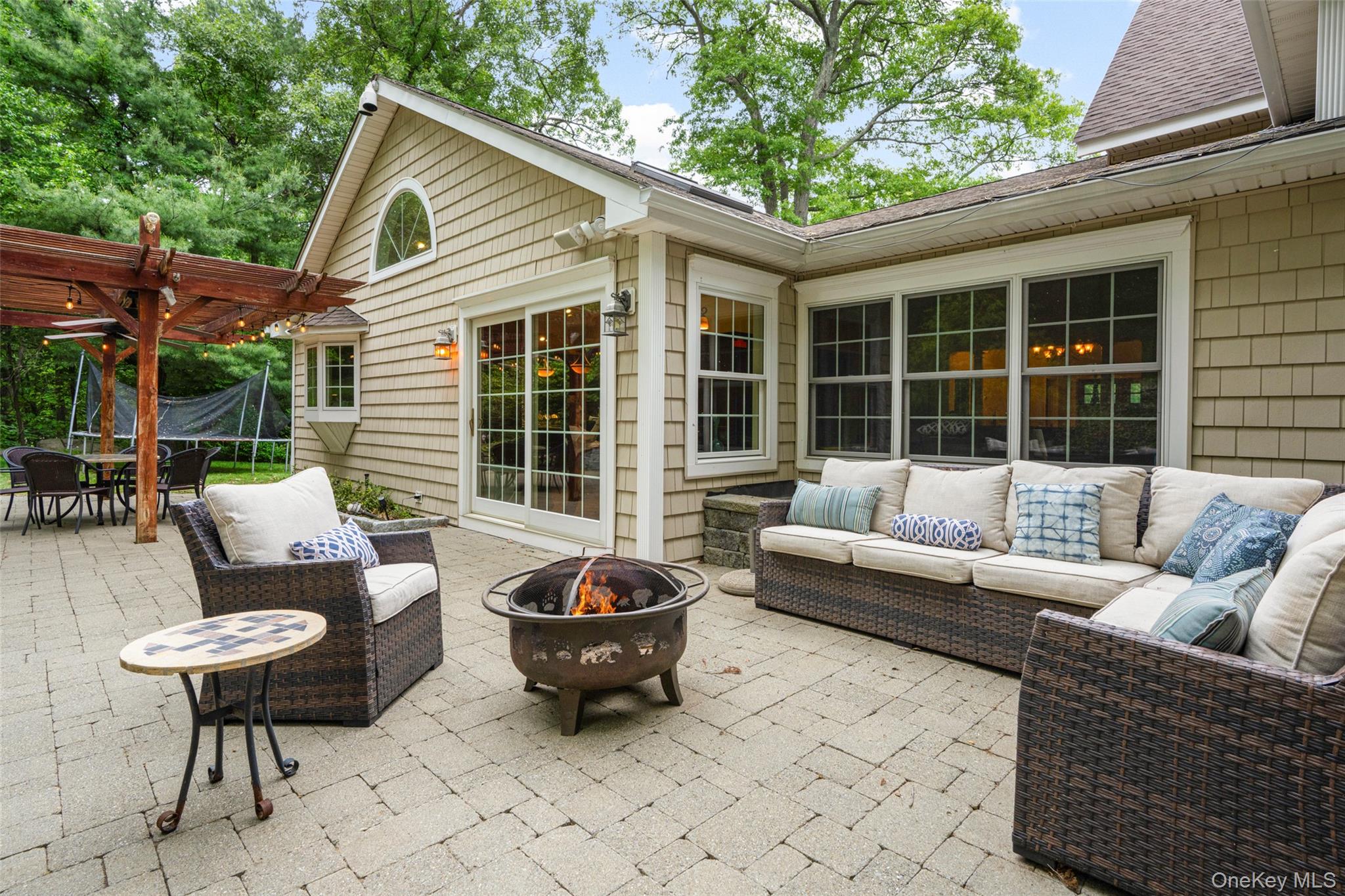 32 Country Road Mamaroneck, NY 10543 - Photo 25 of 35 Patio with firepit