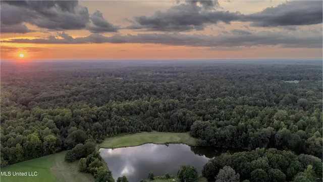 $360,877 | 0 Hwy 22 Bolton Ms 39041, Bolton, MS 39041