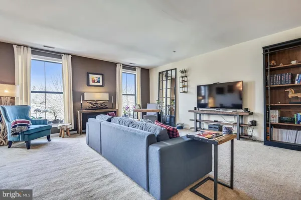 $2,700 | 2007 Clipper Park Road, Unit 326, Baltimore, MD 21211