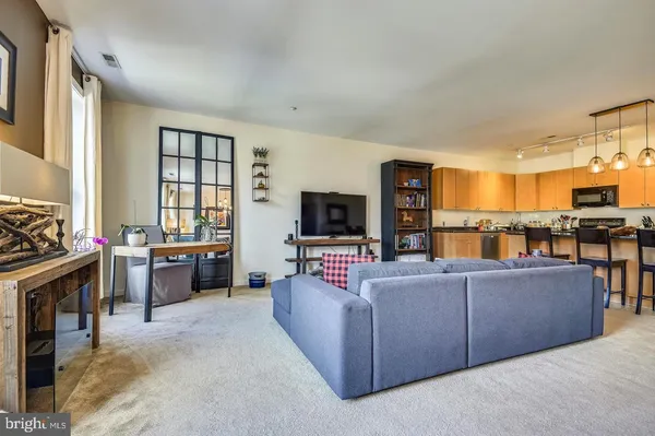 $2,700 | 2007 Clipper Park Road, Unit 326, Baltimore, MD 21211