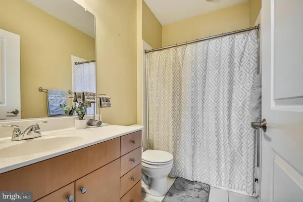 $2,700 | 2007 Clipper Park Road, Unit 326, Baltimore, MD 21211