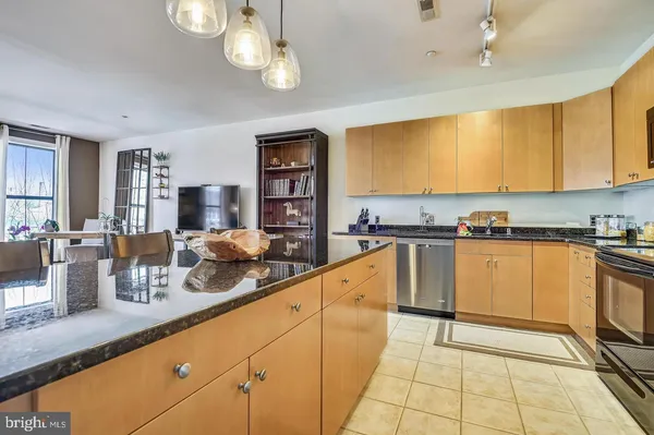 $2,700 | 2007 Clipper Park Road, Unit 326, Baltimore, MD 21211