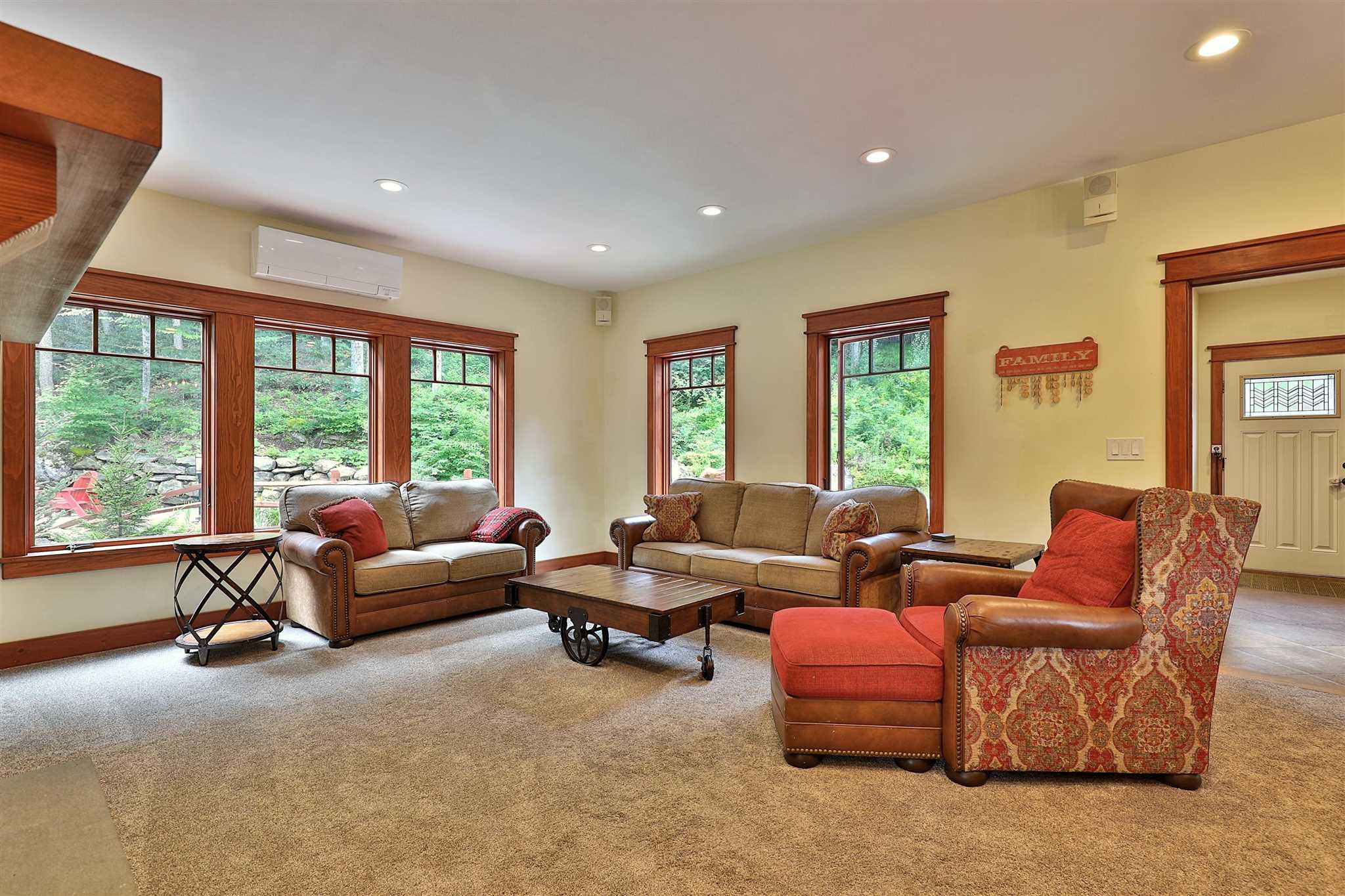 3748 Highway 4 Killington, VT 05751 - Photo 5 of 40 Gallery Image 5
