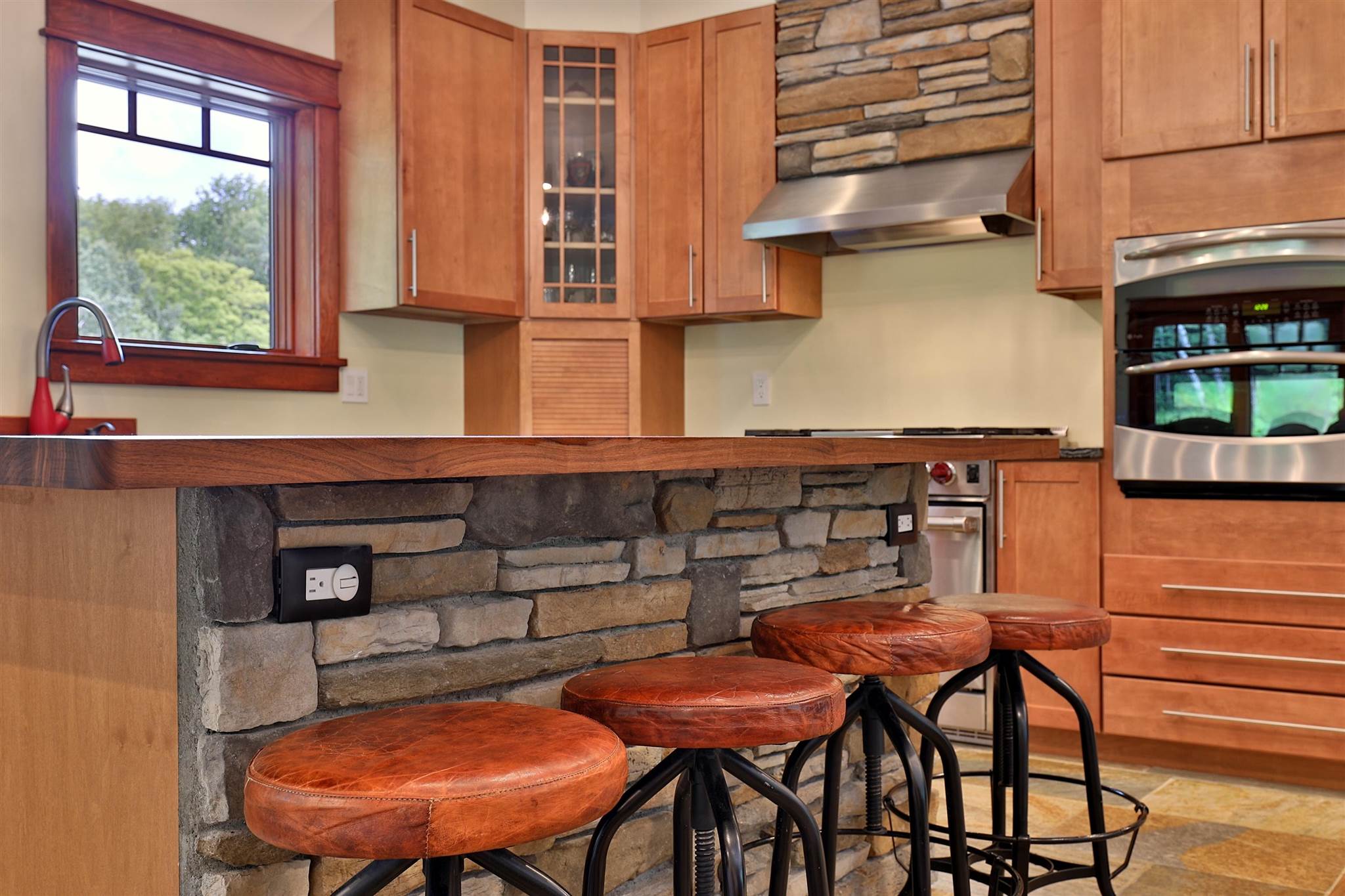 3748 Highway 4 Killington, VT 05751 - Photo 10 of 40 Gallery Image 10