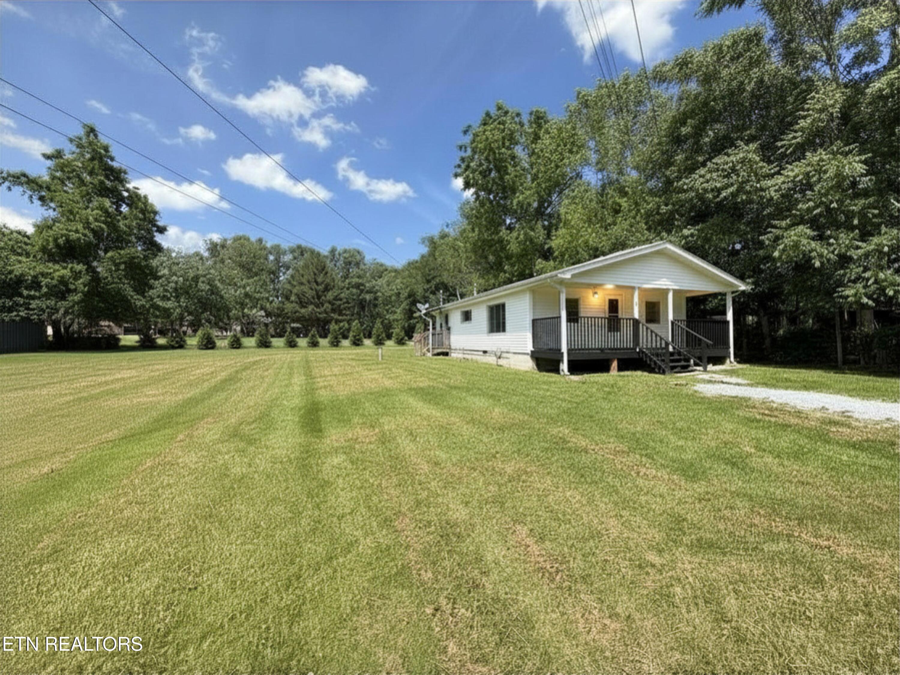 2391 Buffalo Road Oneida, TN 37841 - Photo 2 of 43 Front Yard