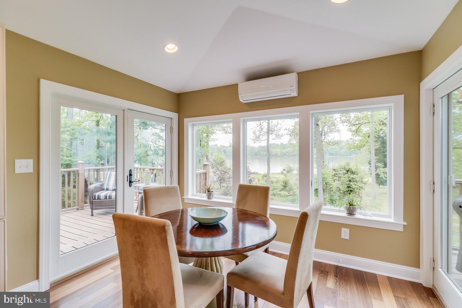 144 South Shore Road Elkton, MD 21921 - Photo 12 of 36 Sunroom, decks to either side & open to Kitchen