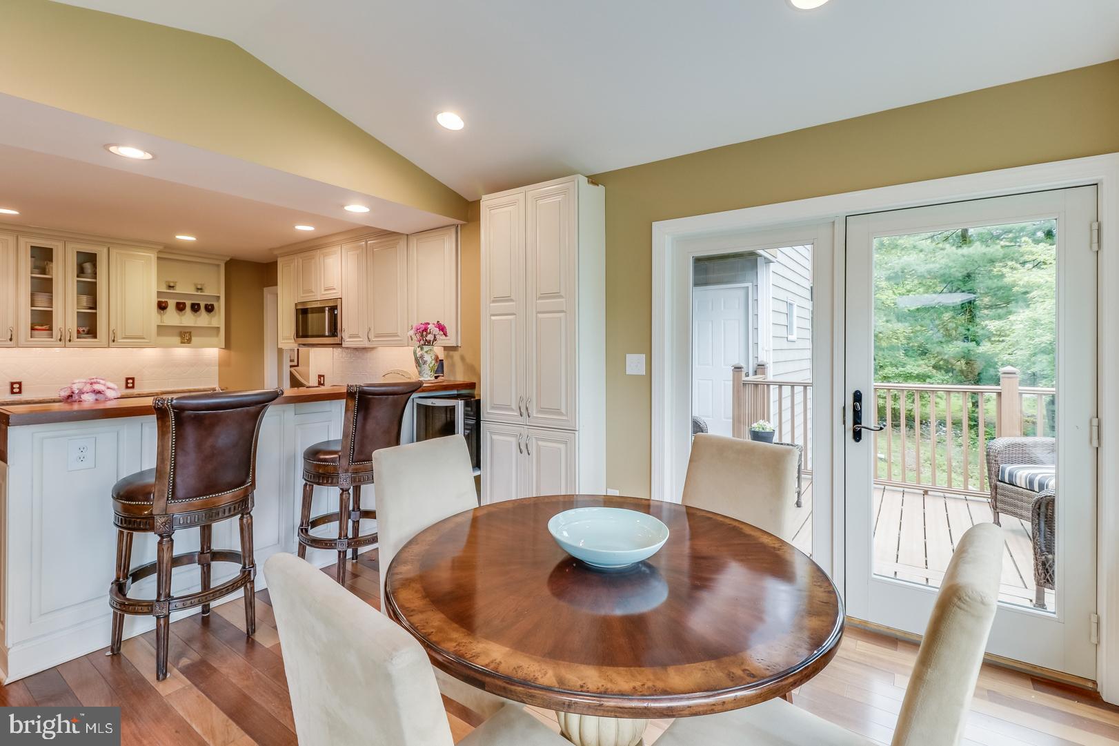 144 South Shore Road Elkton, MD 21921 - Photo 13 of 36 Keep an eye on the Kitchen from the breakfast bar