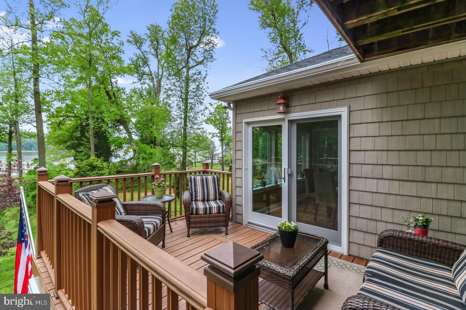 144 South Shore Road Elkton, MD 21921 - Photo 15 of 36 Morning coffee? Read? ENTERTAIN friends!