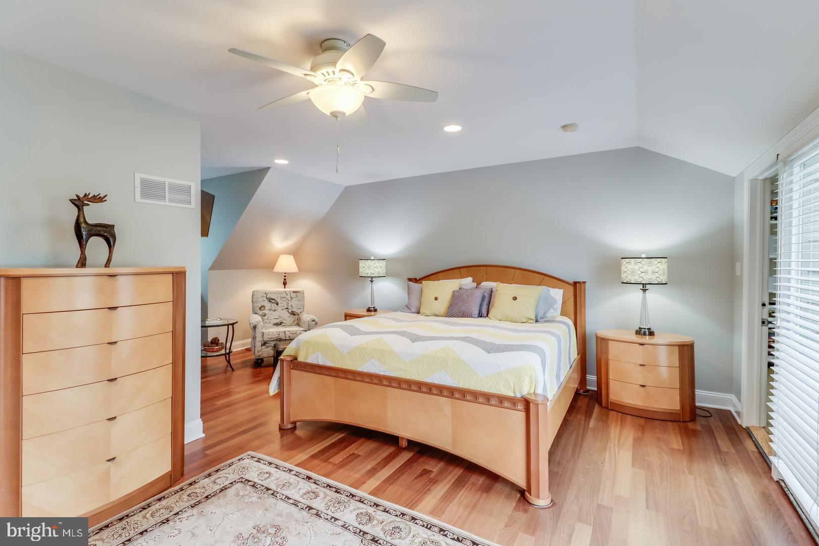 144 South Shore Road Elkton, MD 21921 - Photo 23 of 36 Guest suite has hardwoods, walk-in closet & more
