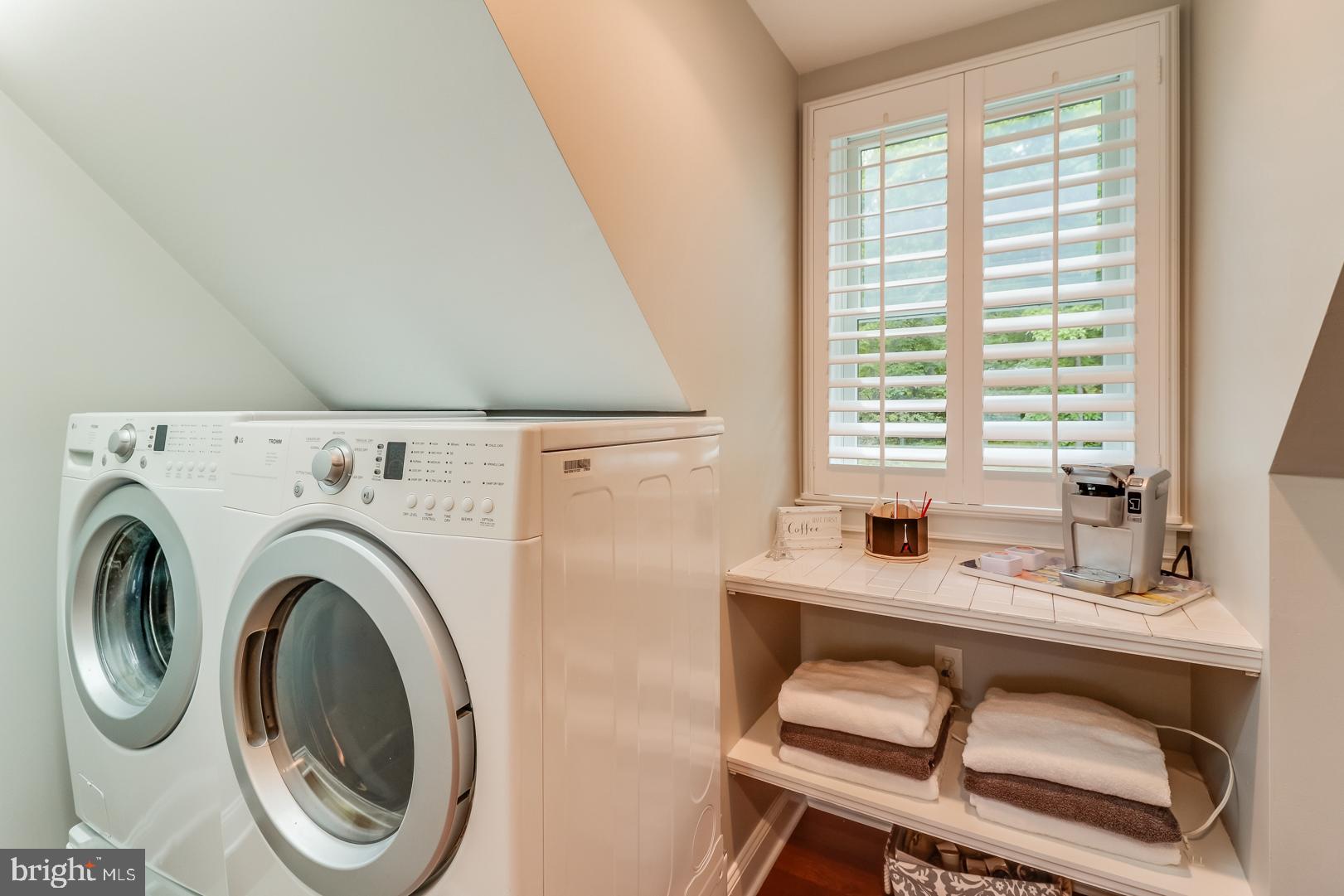 144 South Shore Road Elkton, MD 21921 - Photo 27 of 36 Laundry and coffee nook tucked away in Guest Suite