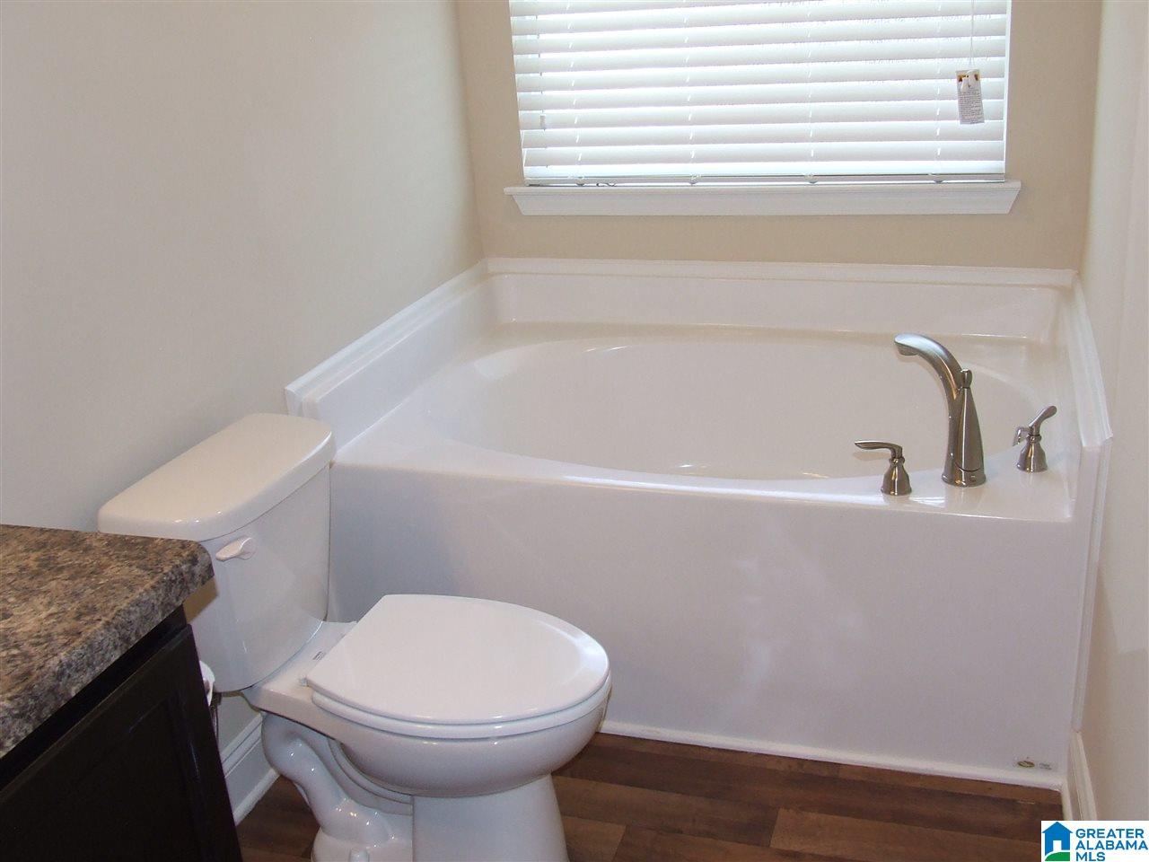 2048 Village Ridge Circle Calera, AL 35040 - Photo 15 of 17