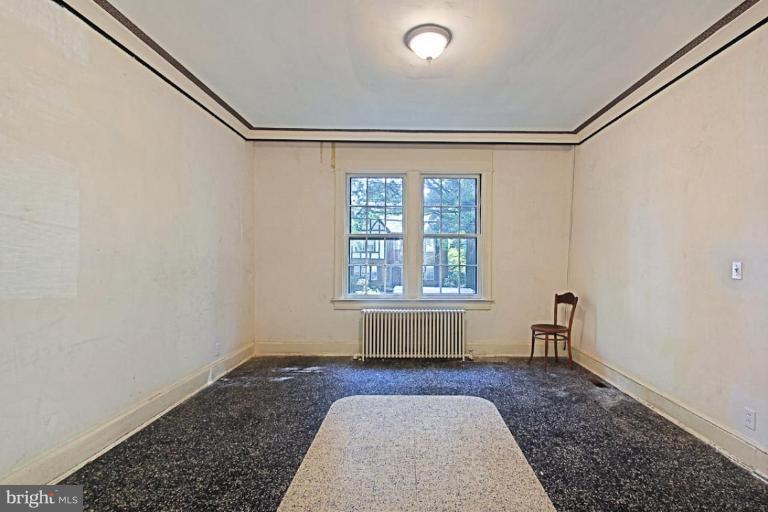 5034 Reno Road Northwest Washington, DC 20008 - Photo 4 of 12 Dining Room #2