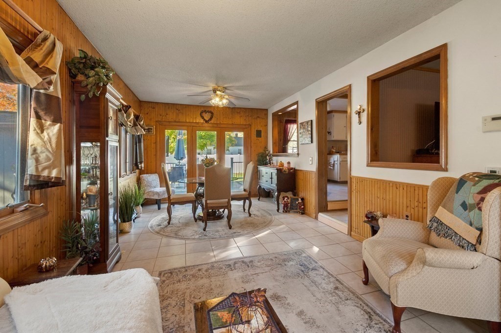 46 Timber Lane Springfield, MA 01119 - Photo 12 of 42 a living room with furniture and a large window