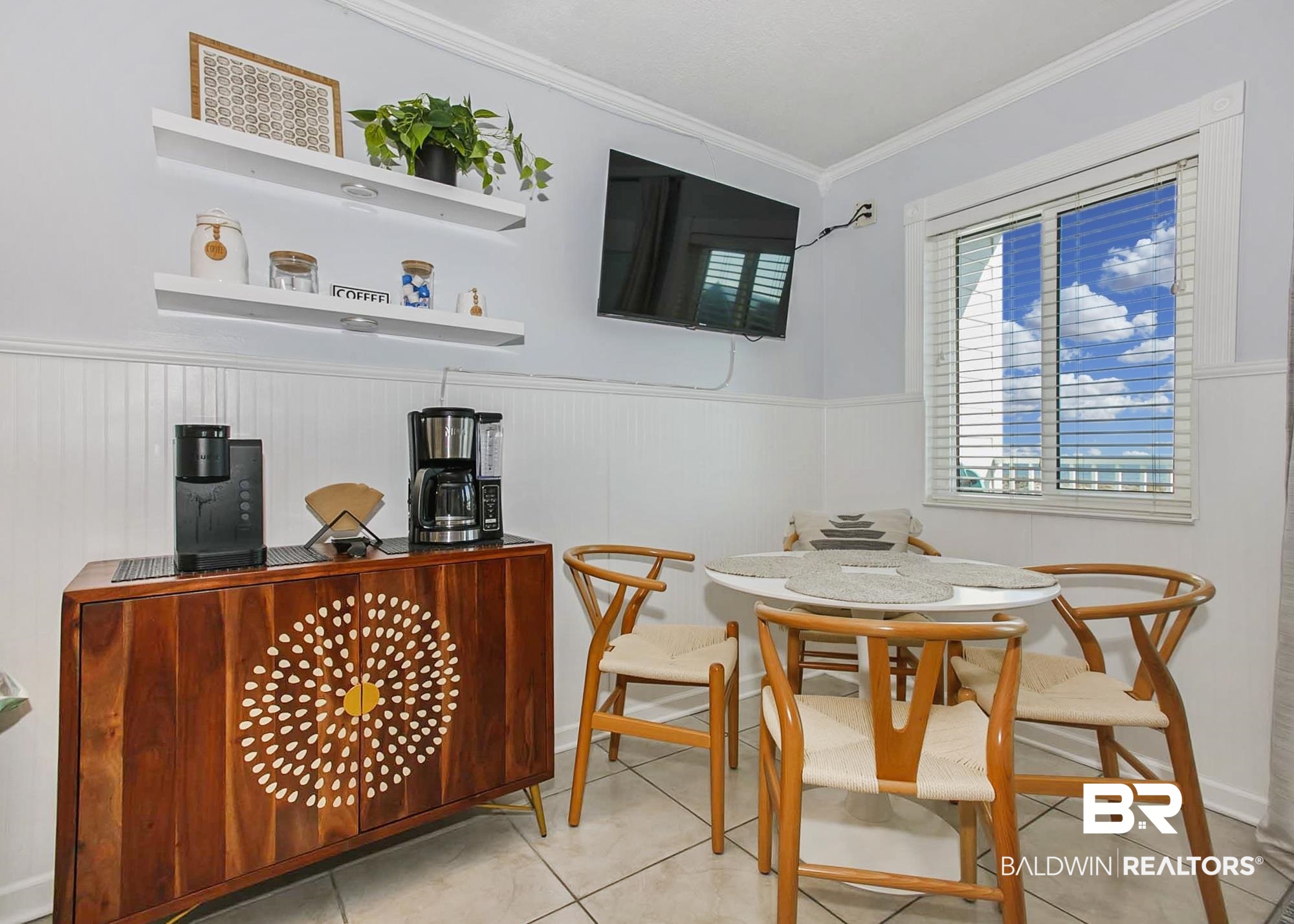 400 Plantation Road, Unit 1202 Gulf Shores, AL 36542 - Photo 9 of 36 Dinning