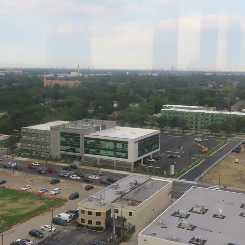 $1,450 | 7234 West North Avenue, Unit 1008, Elmwood Park, IL 60707