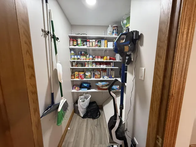 $325,000 | 2466 Highway 231, Loogootee, IN 47553