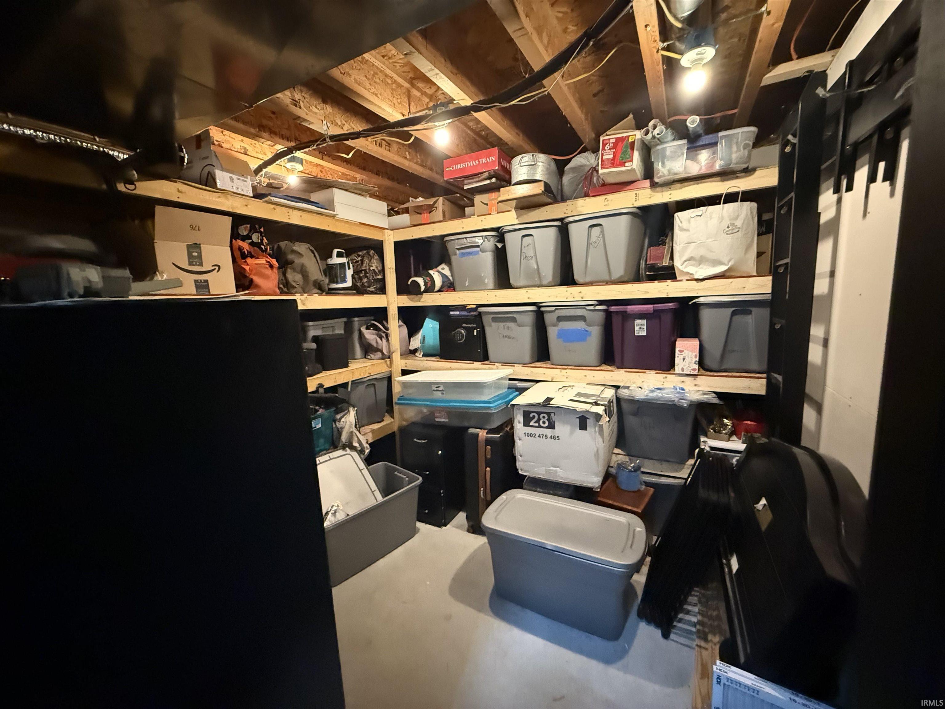 2466 Highway 231 Loogootee, IN 47553 - Photo 33 of 36