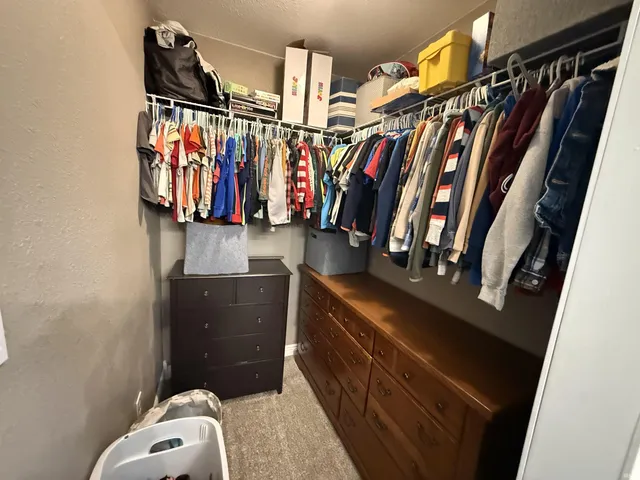 $325,000 | 2466 Highway 231, Loogootee, IN 47553