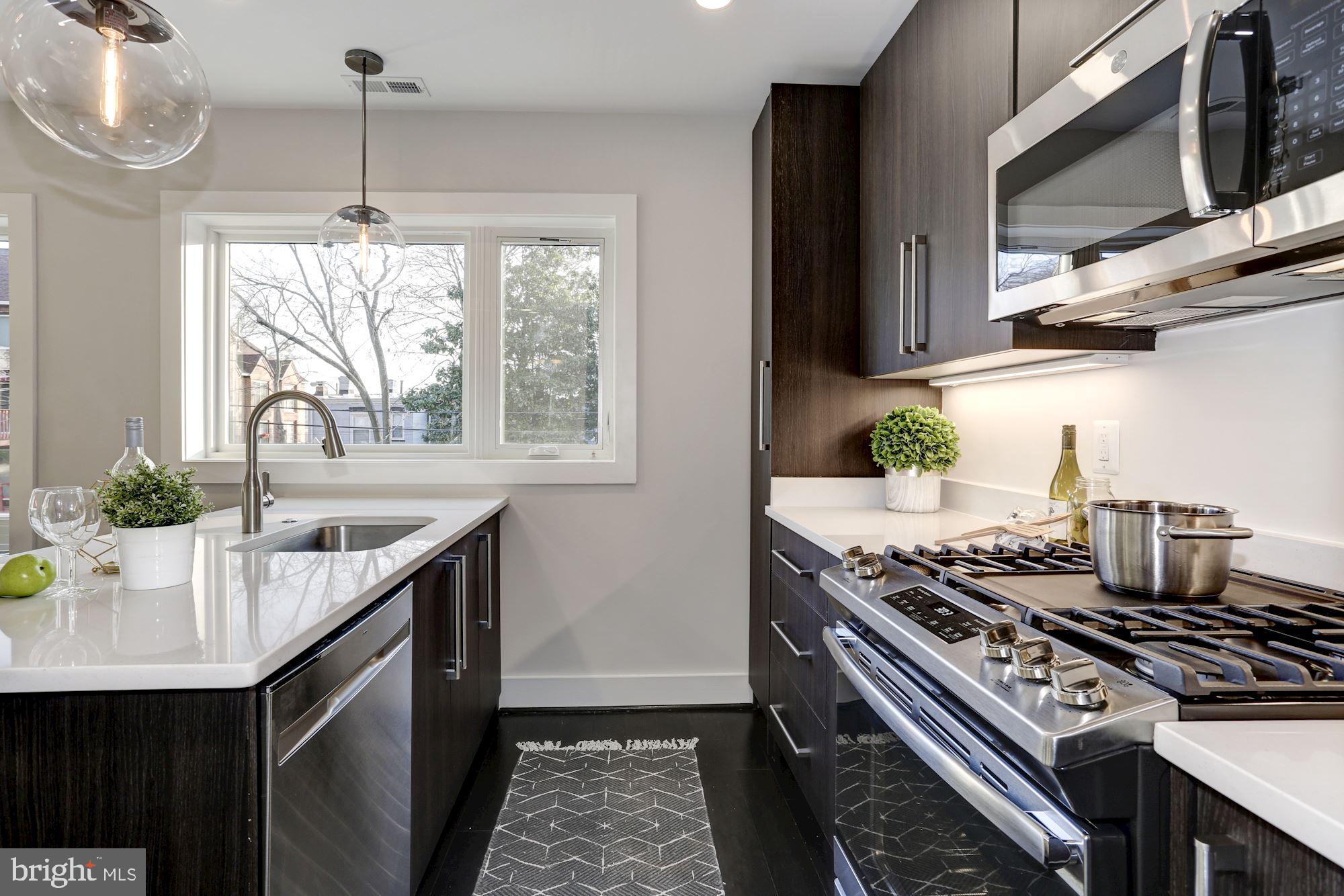 1331 K Street Southeast, Unit 203 Washington, DC 20003 - Photo 3 of 16