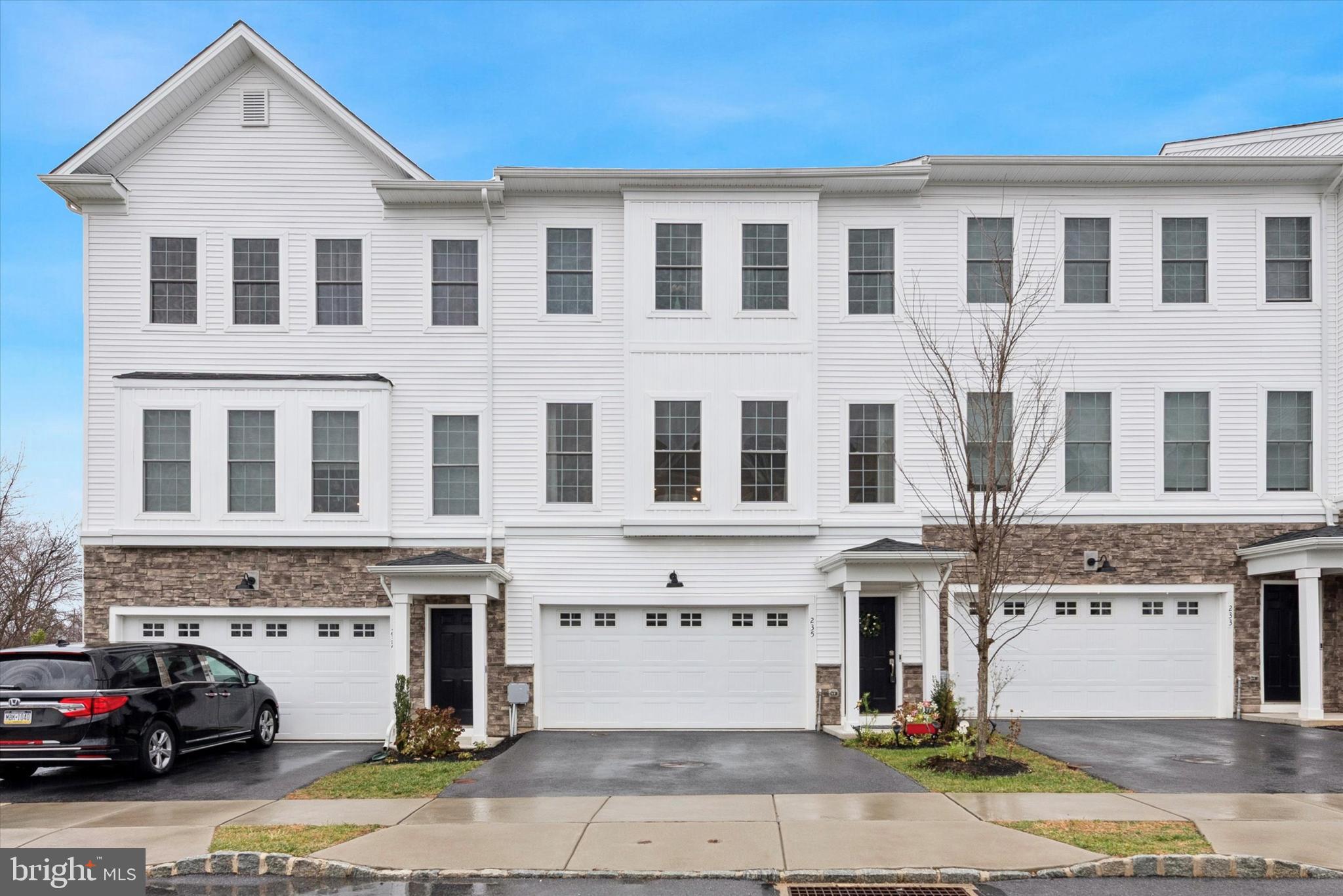 a view of a big building with many windows