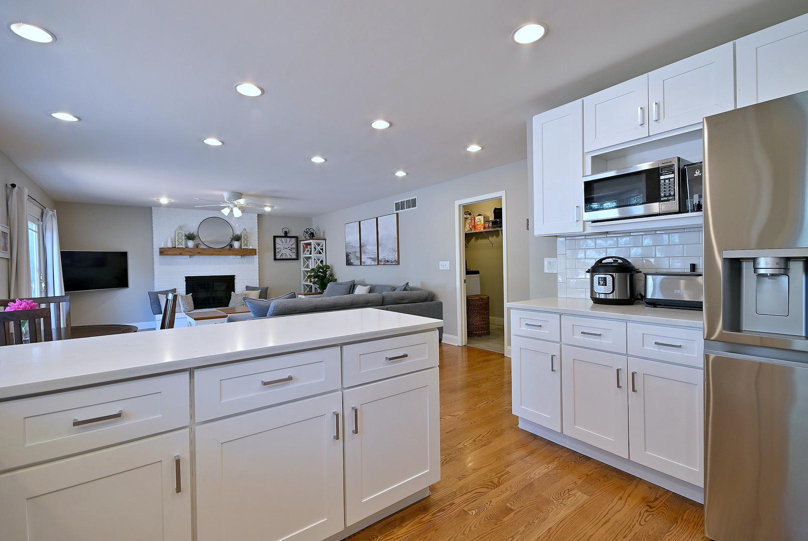 1350 Barnwall Drive Addison, IL 60101 - Photo 22 of 56